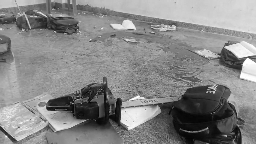 అక్షరాలు నేర్చుకునే తరగతి గదిలో రక్తపాతం.. సమాజాన్ని కలచివేసిన ఘటన